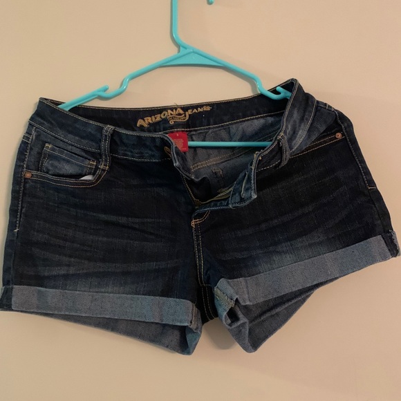 Shorts - Picture 1 of 2